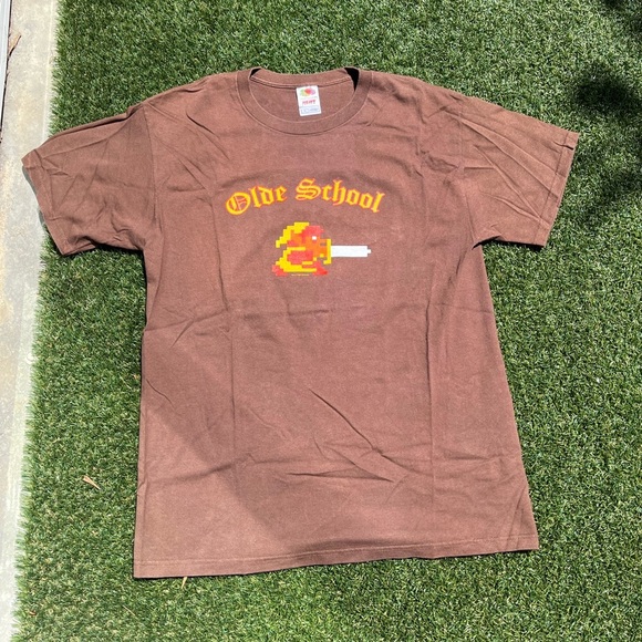 VTG 00’s Nintendo Olde School Brown Tee - Picture 1 of 5